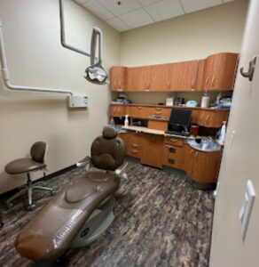 comfortable dental operatory at pyramid dental clinic